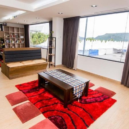 Shell Out Beach Club Suite Kuah Exterior photo