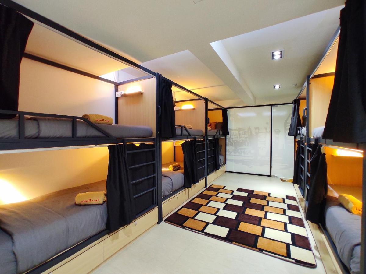 Shell Out Beach Club Suite Kuah Exterior photo
