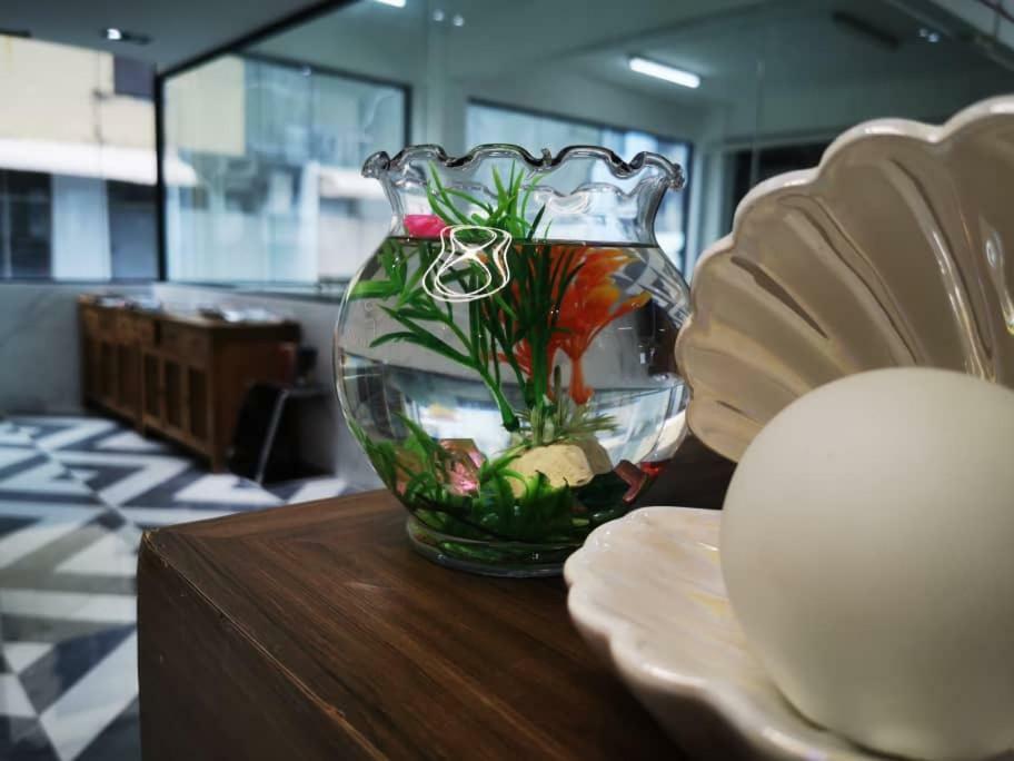 Shell Out Beach Club Suite Kuah Exterior photo